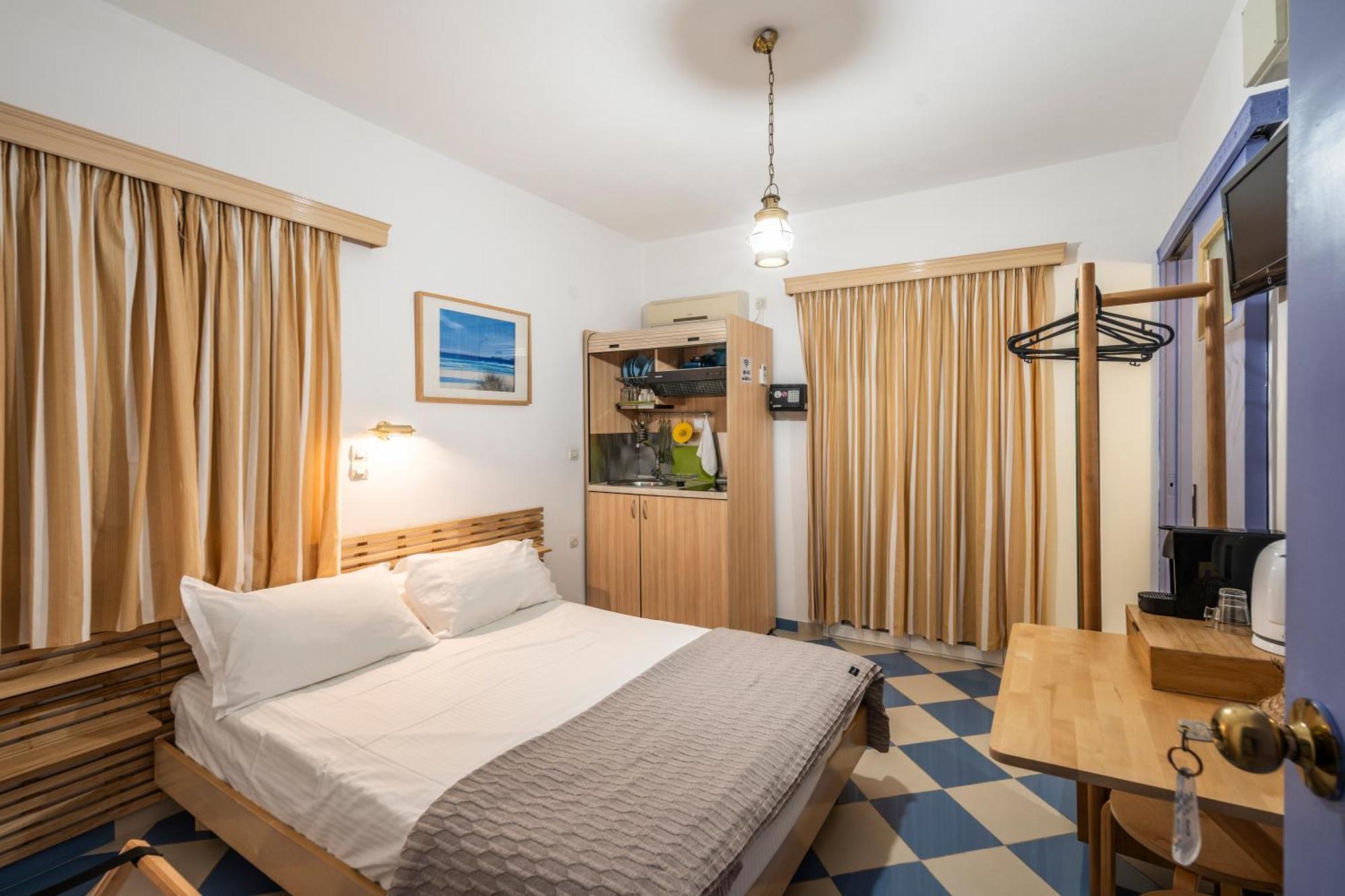 Bofor Studios & Rooms Livadakia Room photo