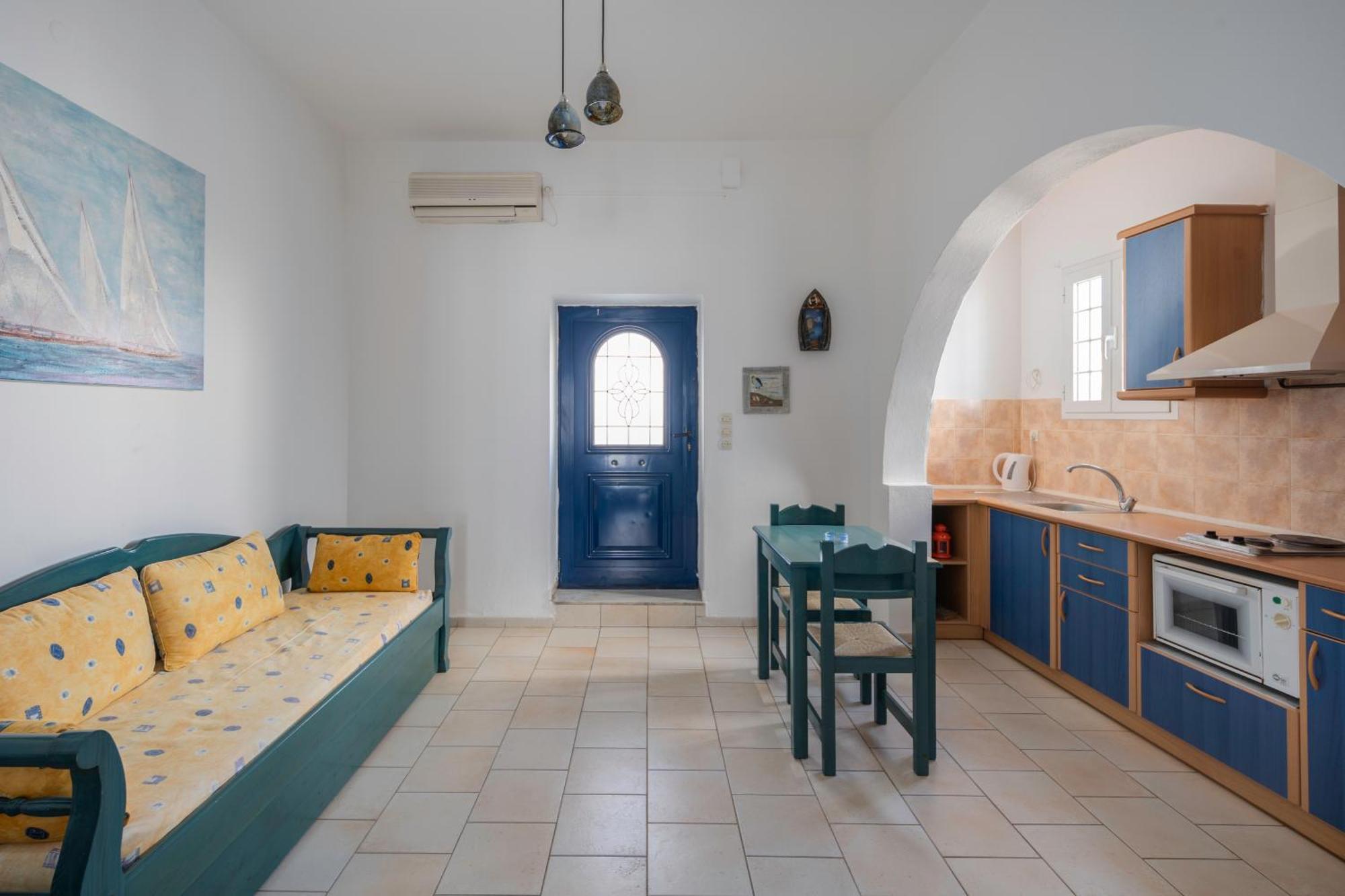 Bofor Studios & Rooms Livadakia Room photo
