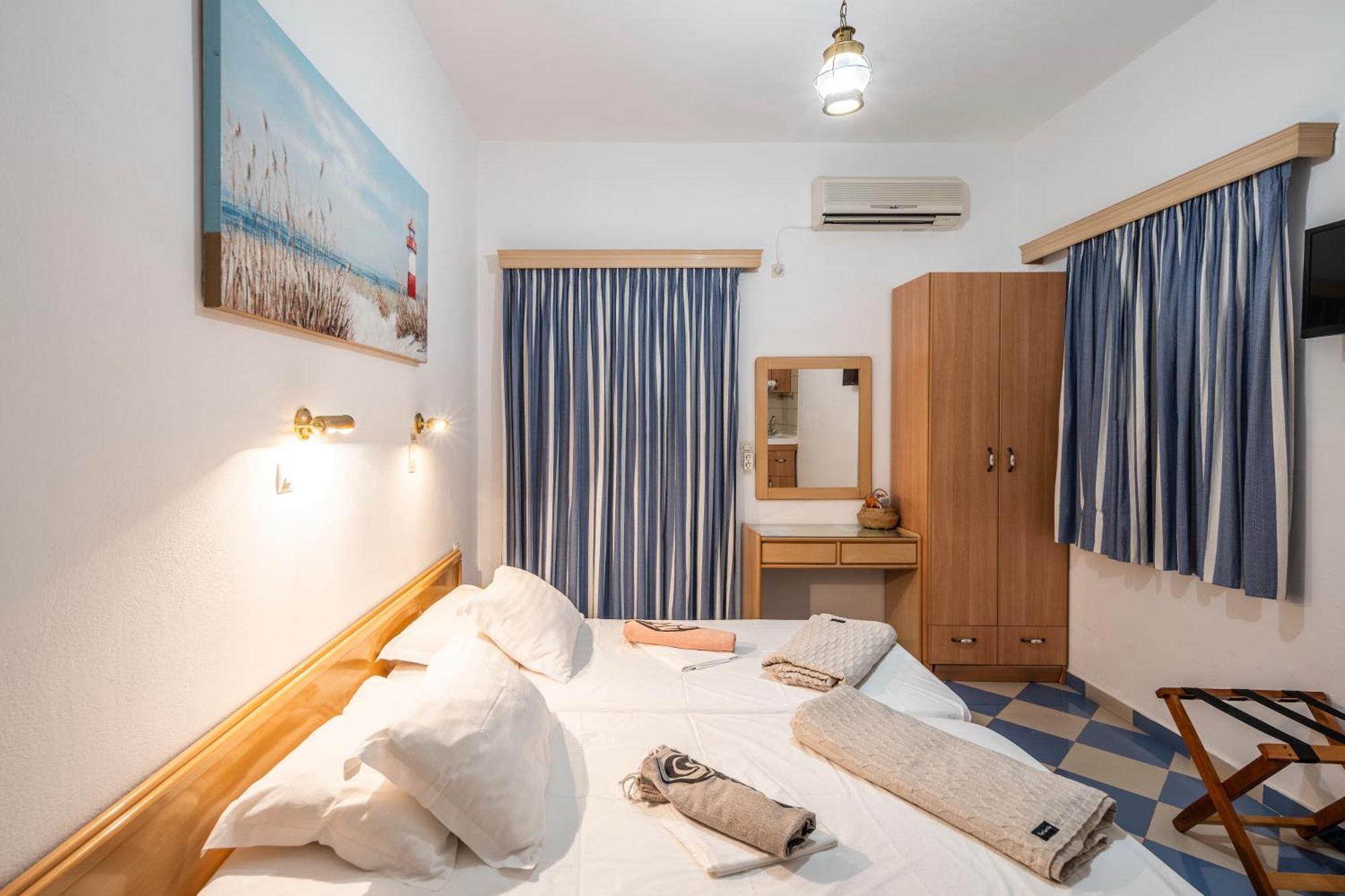 Bofor Studios & Rooms Livadakia Room photo