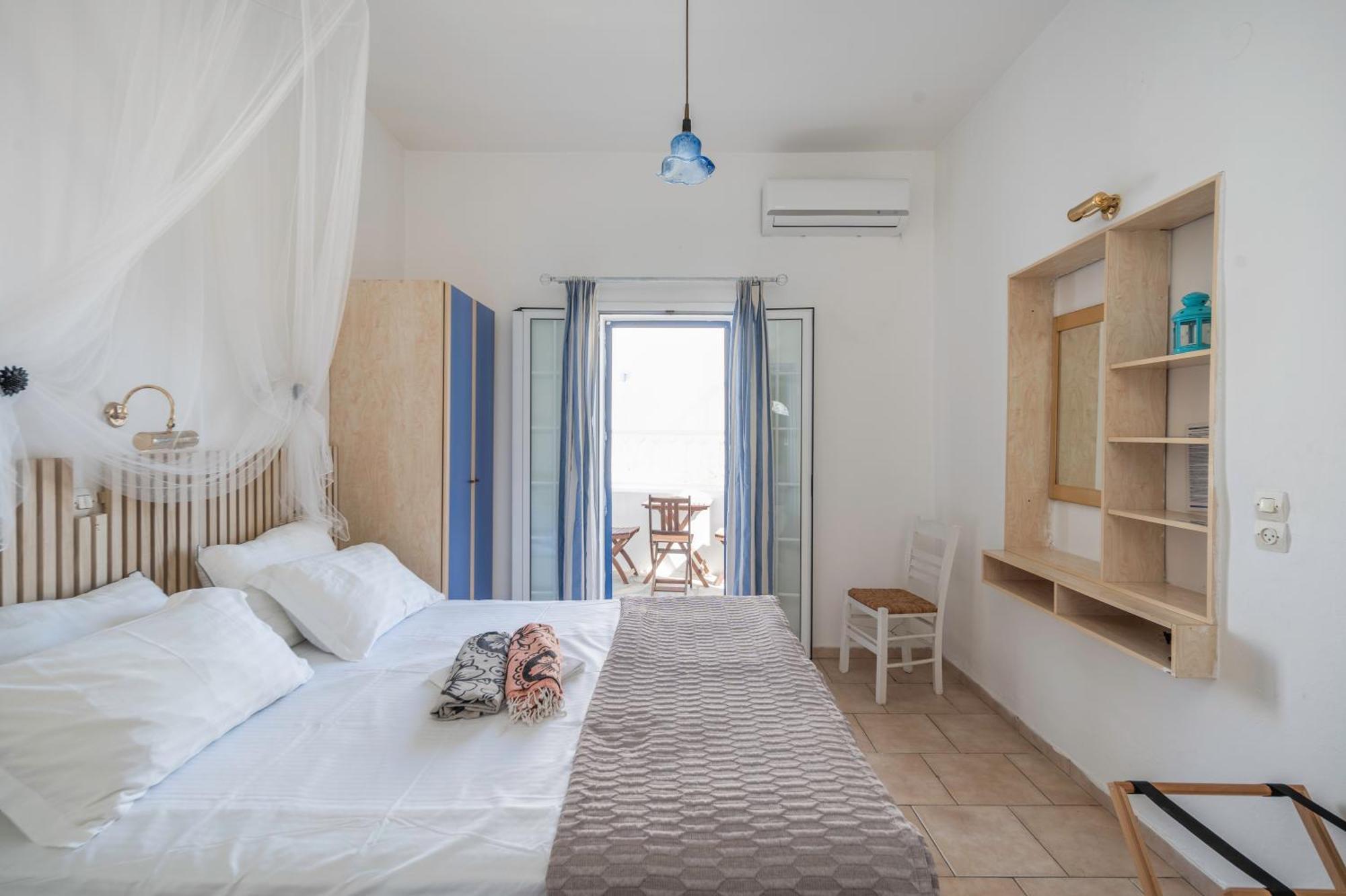Bofor Studios & Rooms Livadakia Room photo