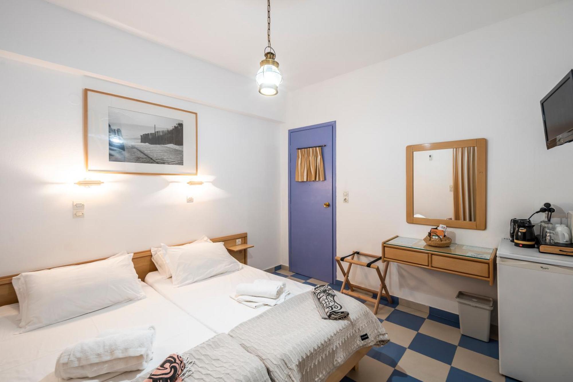 Bofor Studios & Rooms Livadakia Room photo